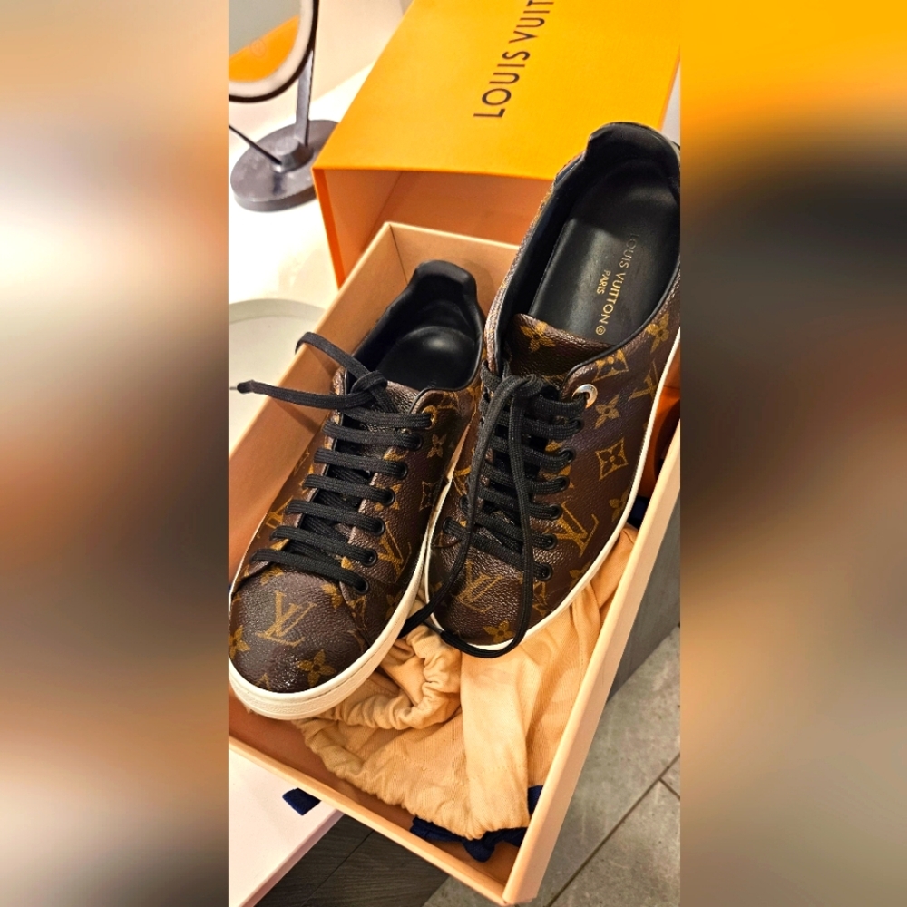 Louis Vuitton Front Row Monogram Sneakers Women Size US 9/39
